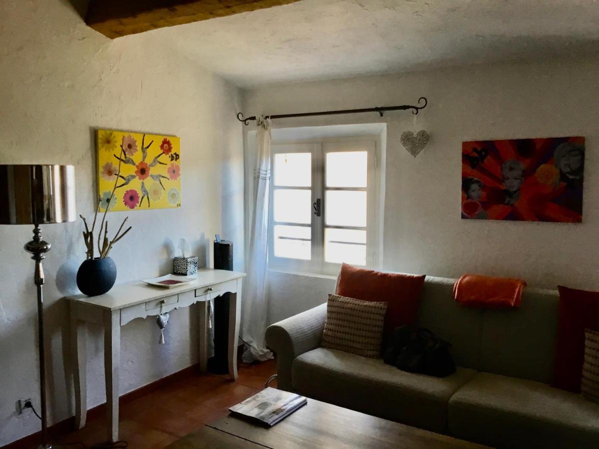 Ravissant Studio Climatise Gambetta Misericorde Au Coeur De Сен-Тропе Экстерьер фото